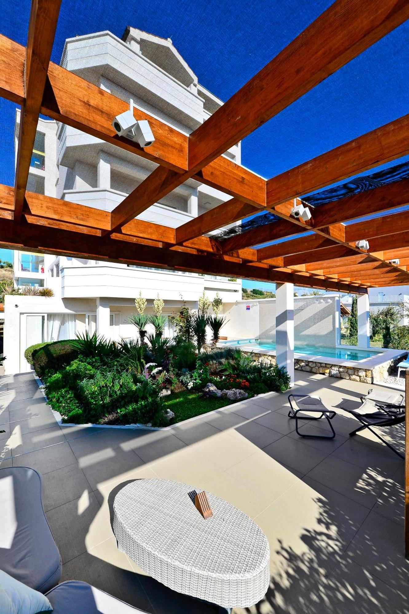 Palace Lidija, - Blue Lagoon Apartma *